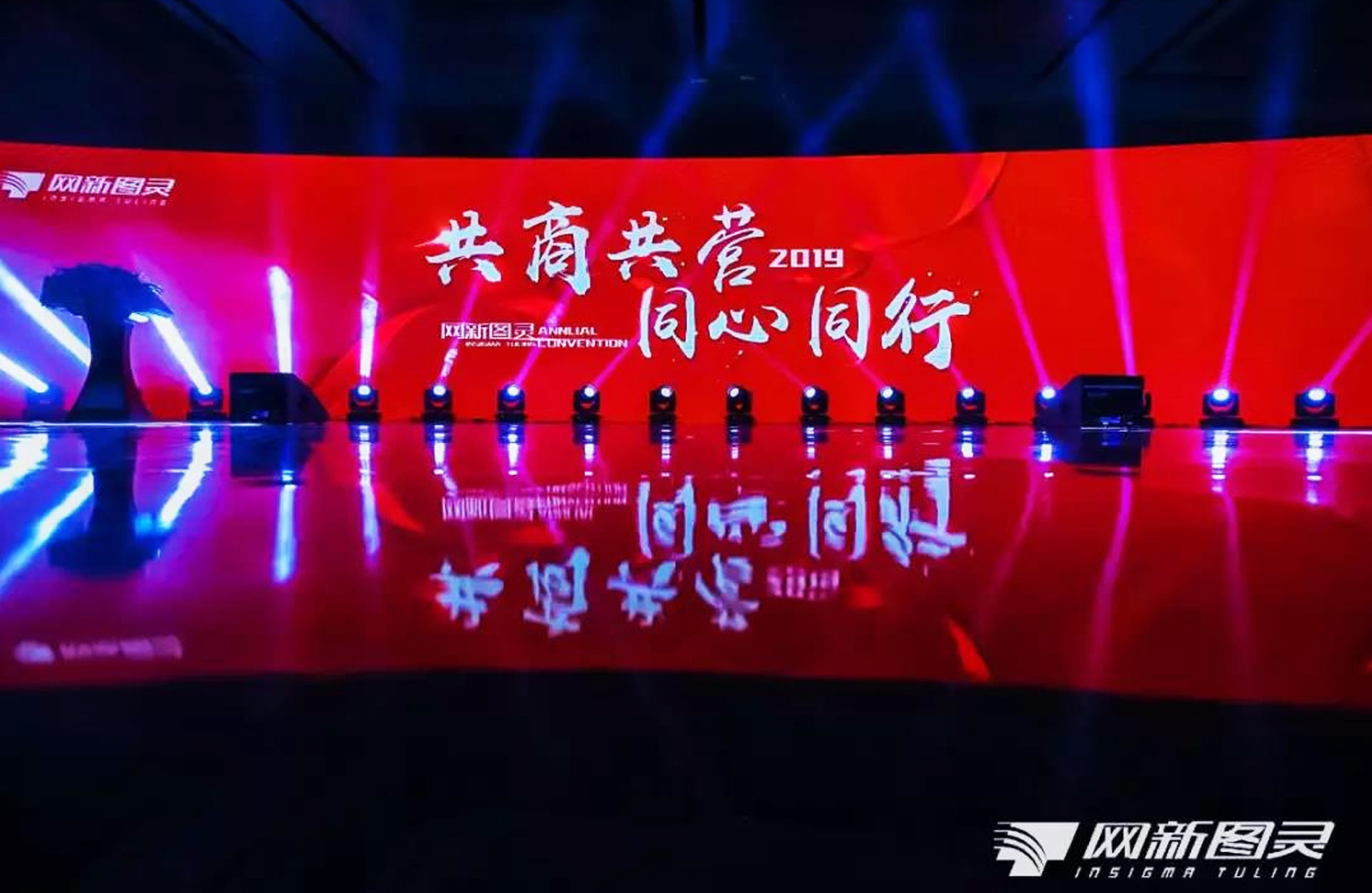 2018�Ƽ�΢������c����