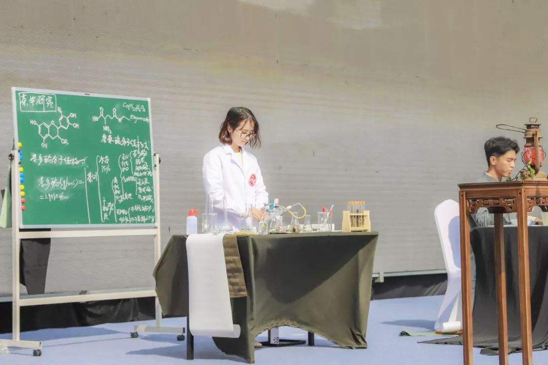 ��Ʒ�c�b�輼�ܱ�ِ�F��