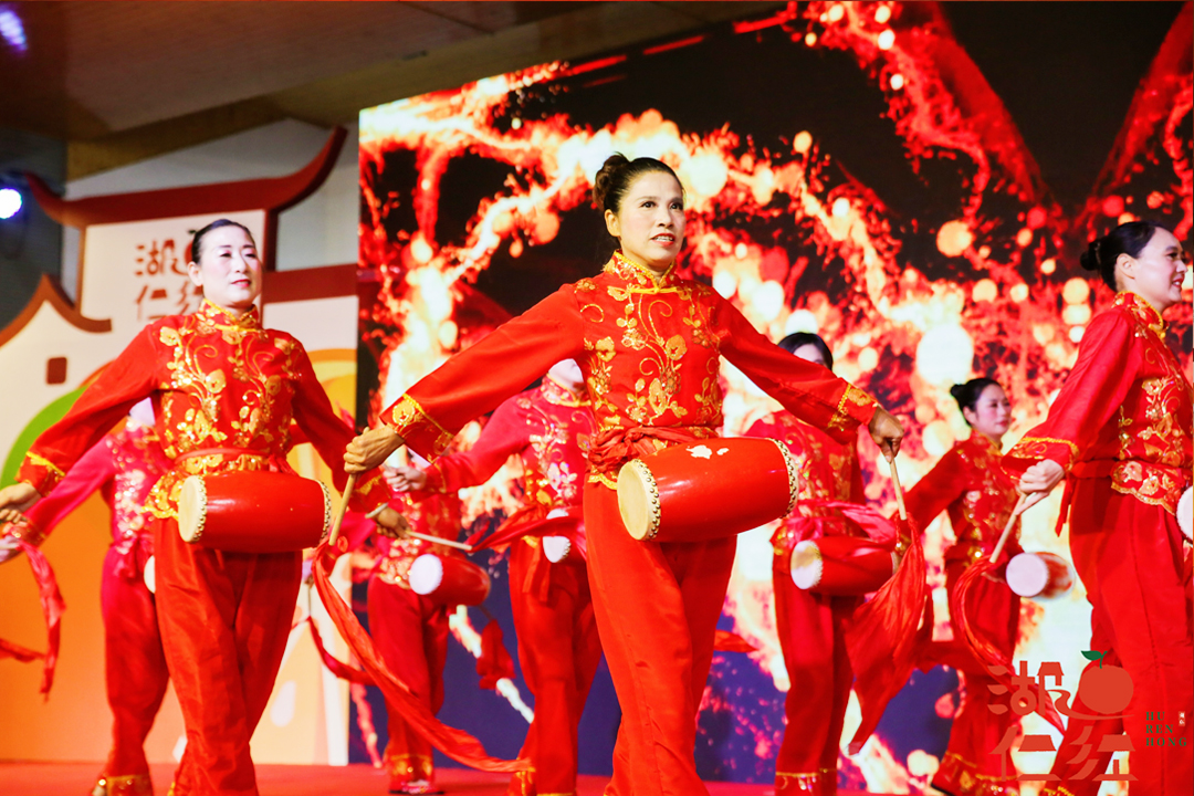 衢江區湖仁村百果園開園節暨“湖仁紅”品牌發布會