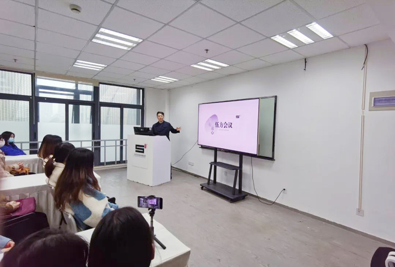 �鷽�о�ԺԺ�L���X�����˾��B