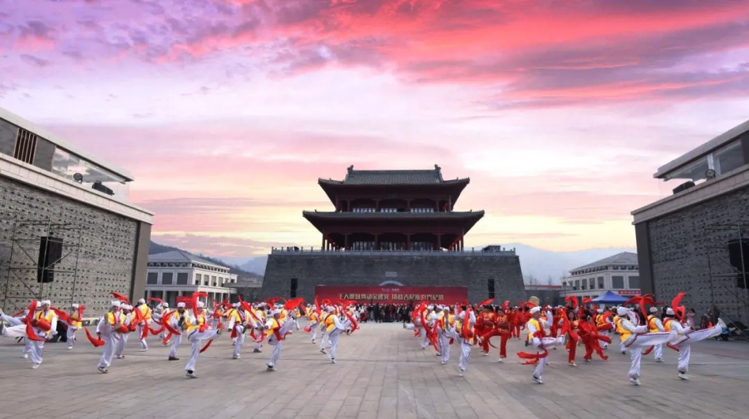 �tɫ���}���䡪��ʥ�غӹ�-���Ӱ�