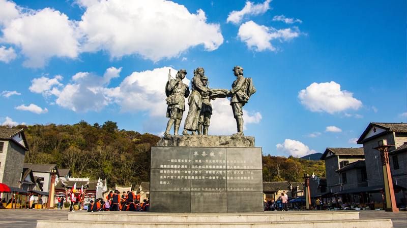 ��(x��)��ƽՄ��΂��кütɫ����