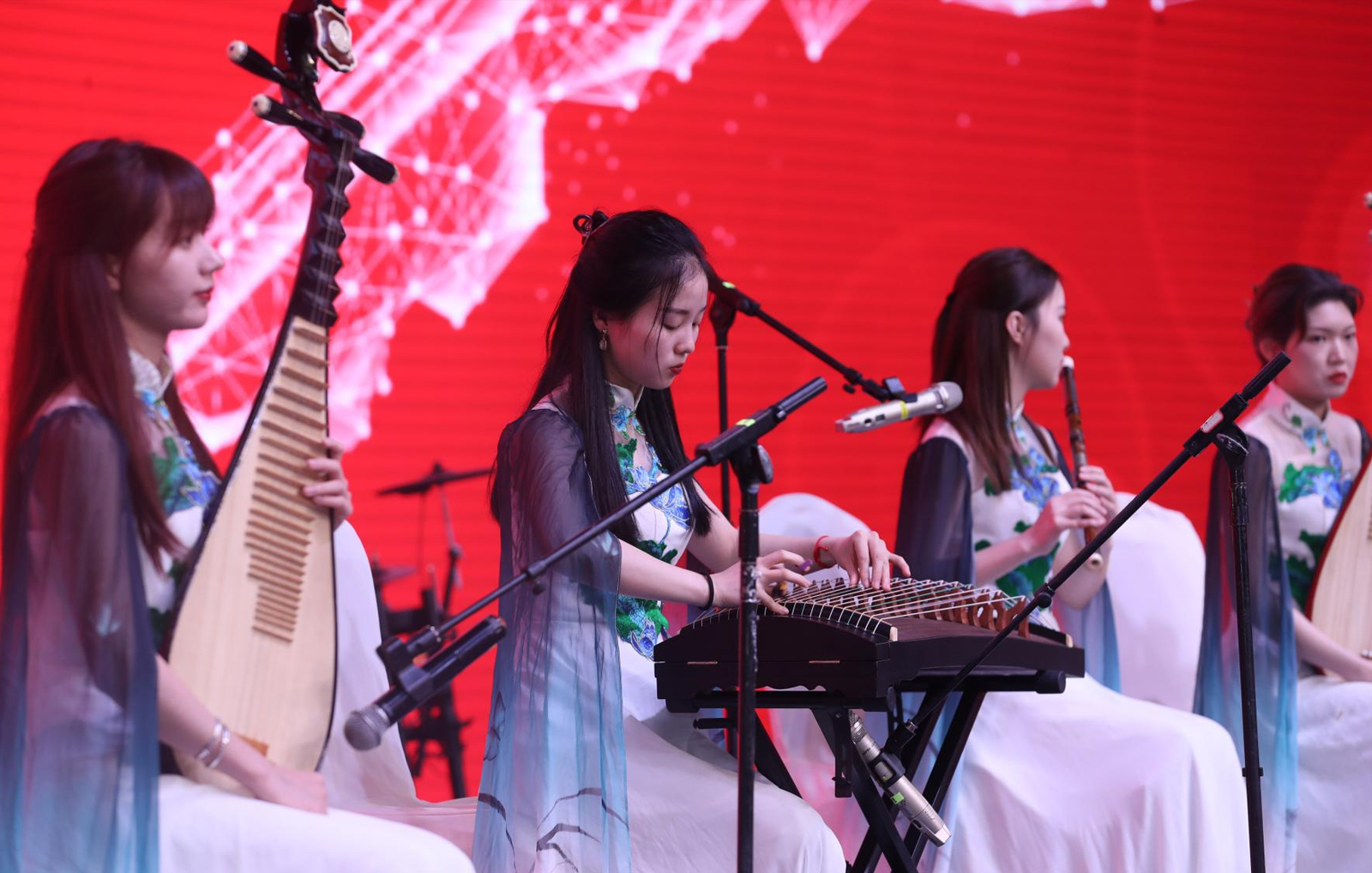 2021���ʮ�ˌ��Ї��i��518���