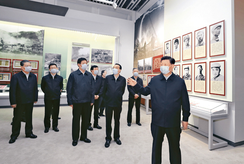 黨和國家領(lǐng)導(dǎo)人參觀“銘記偉大勝利 捍衛(wèi)和平正義——紀(jì)念中國人民志愿軍抗美援朝出國作戰(zhàn)70周年主題展覽