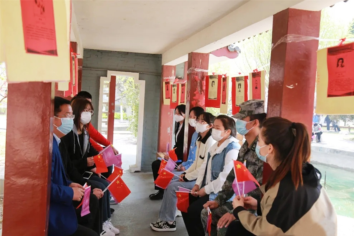 �����Έ@���