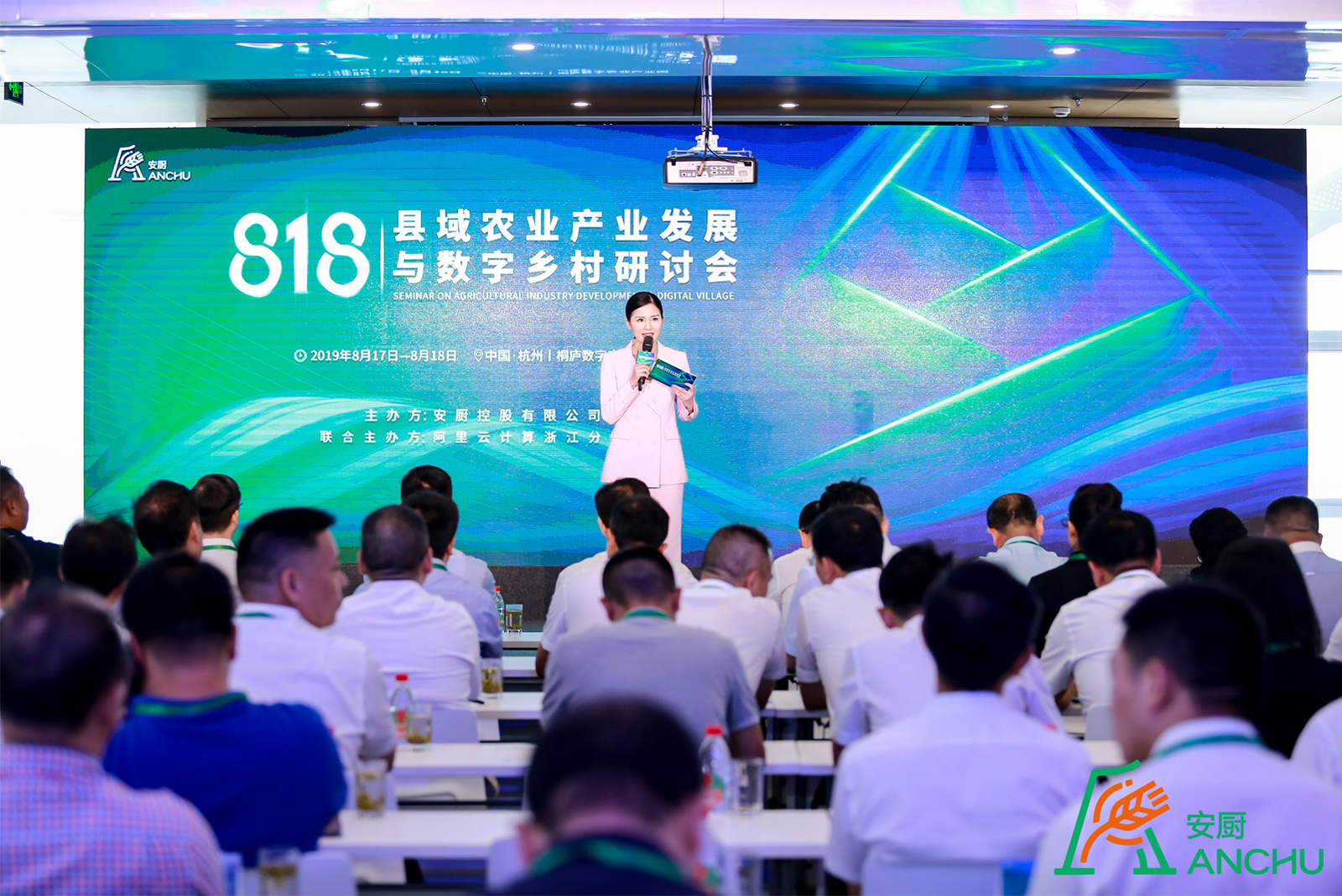 818�h���r�I�a�I�lչ�c�����l����ӑ��