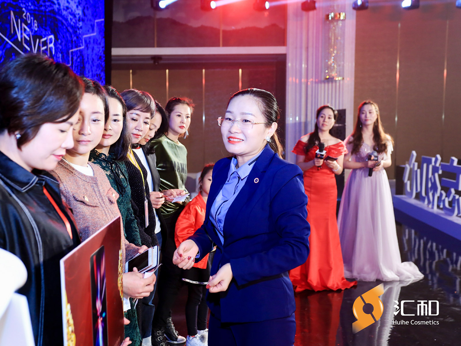 �R��9����c������C���F��