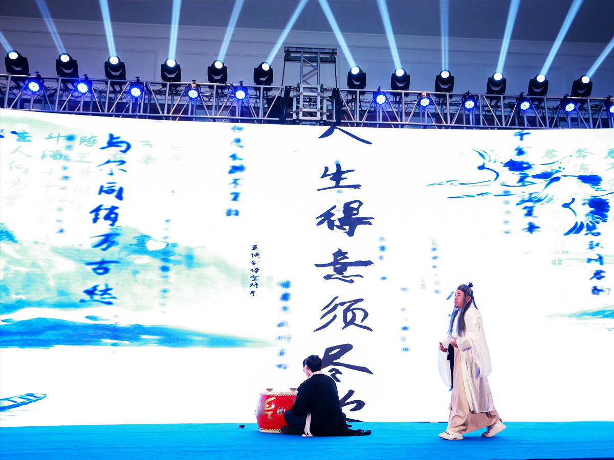 �c���ӊʘ����ݹ�Ŀ