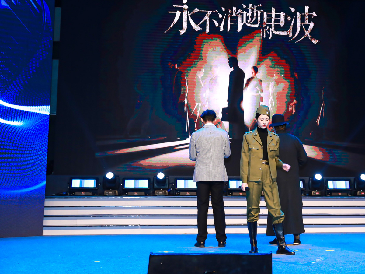 �T����ˇ��ِ