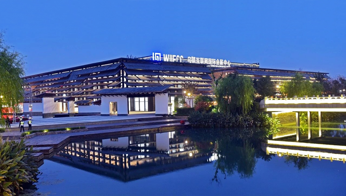 ��悻��W���H��չ����