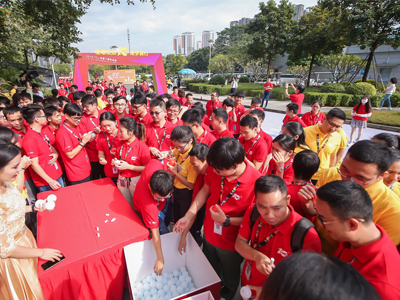 ��ӈ�����ԇһ�㆖ʲô���}