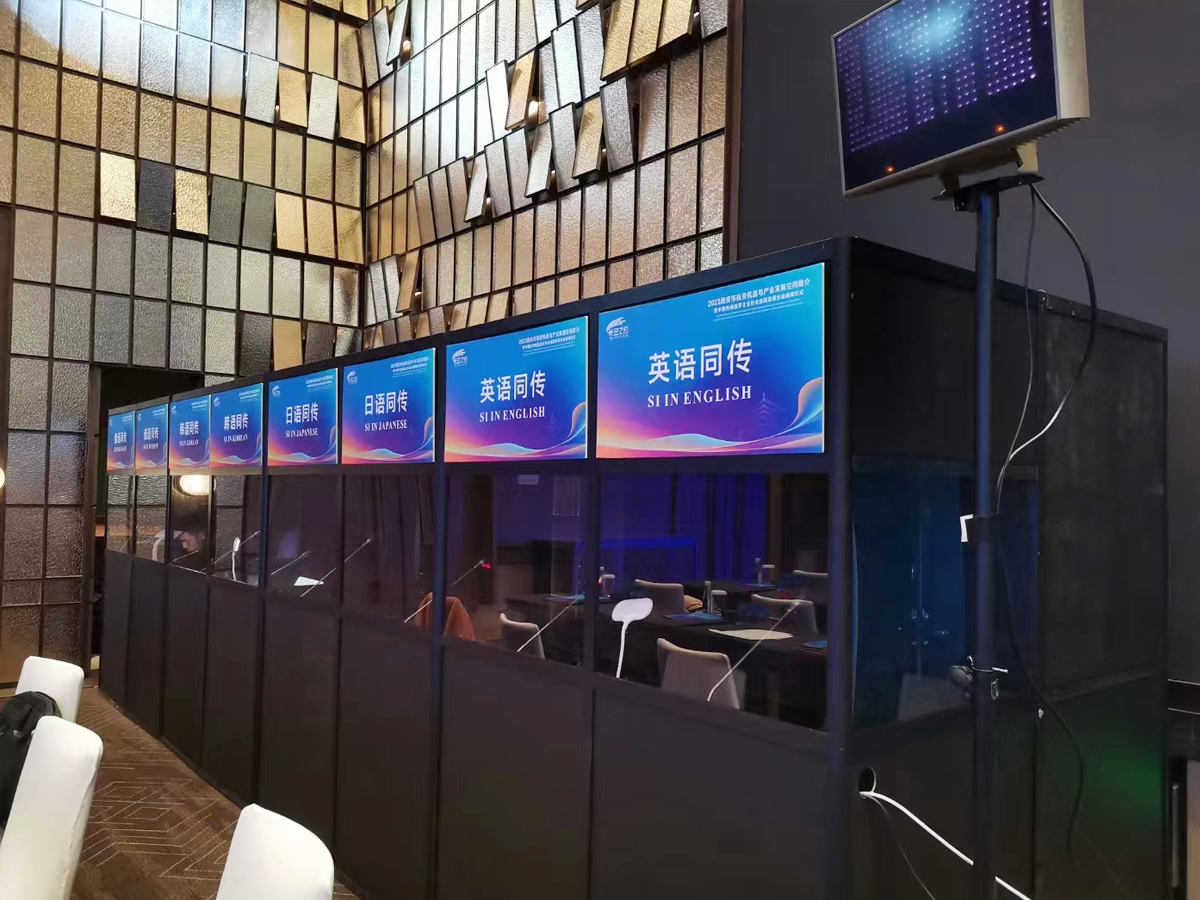 ���h��ӬF(xi��n)��Ӣ�Z���gͬ���g