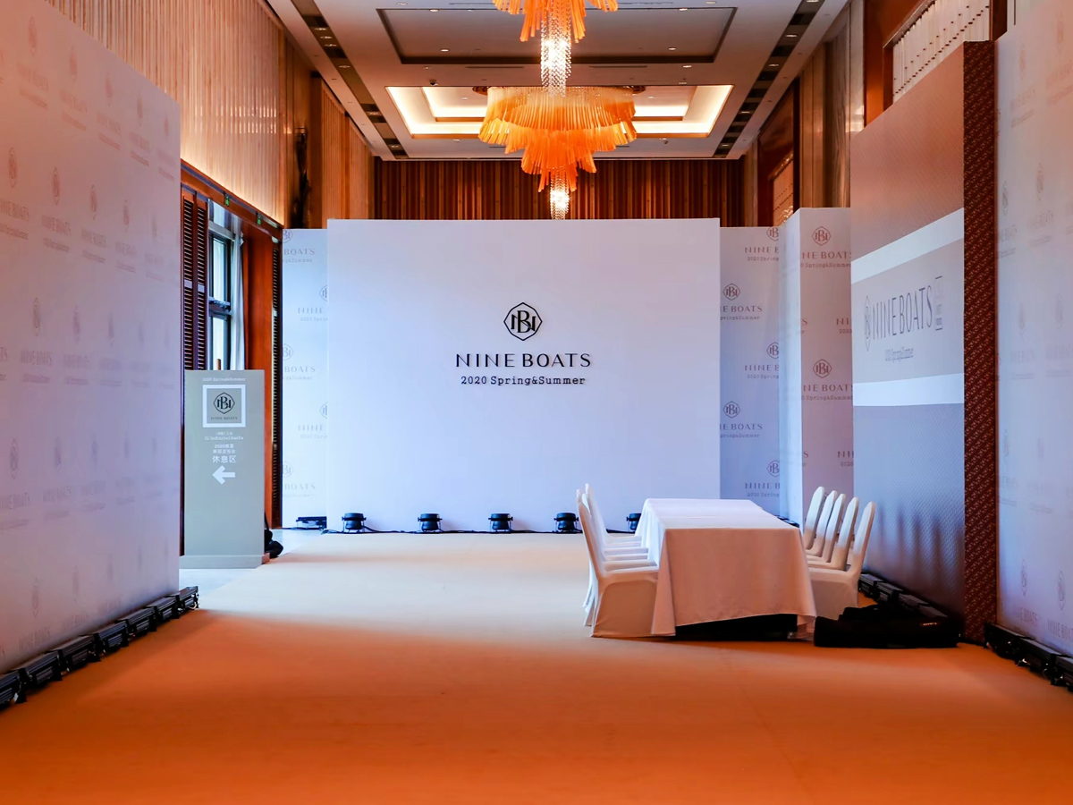 �l������������^����