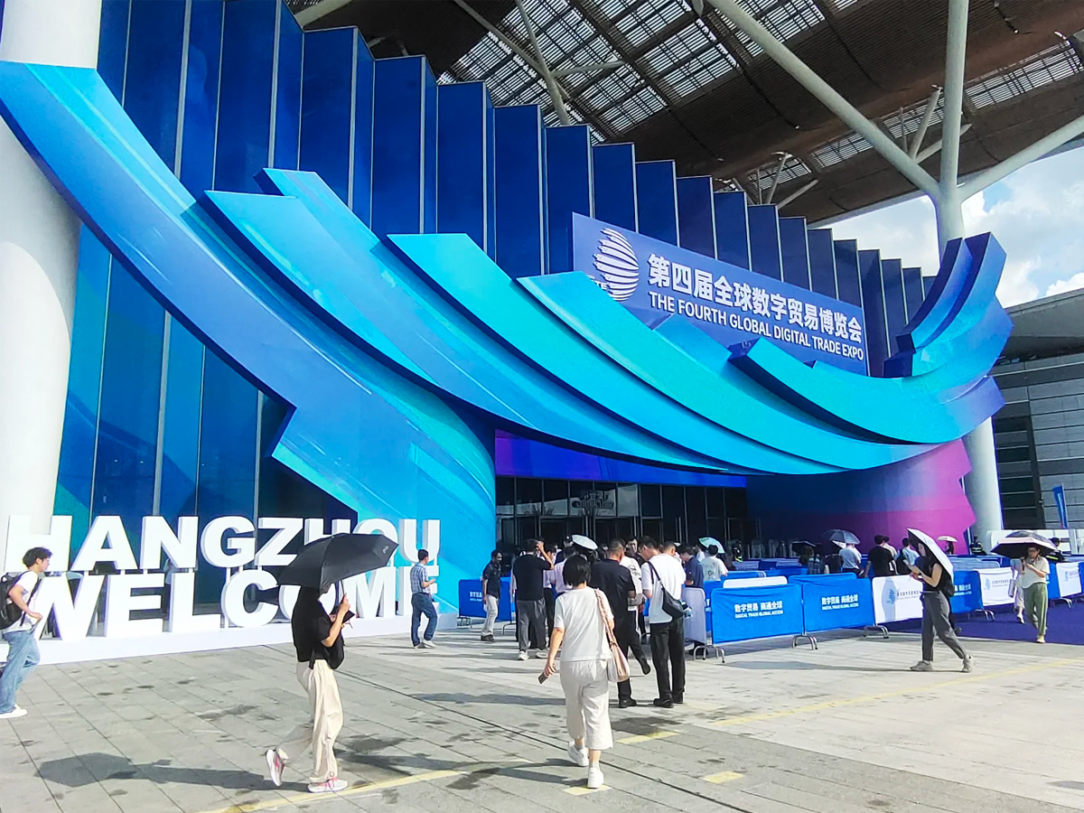 ���Č�ȫ�����Q�ײ��[������^